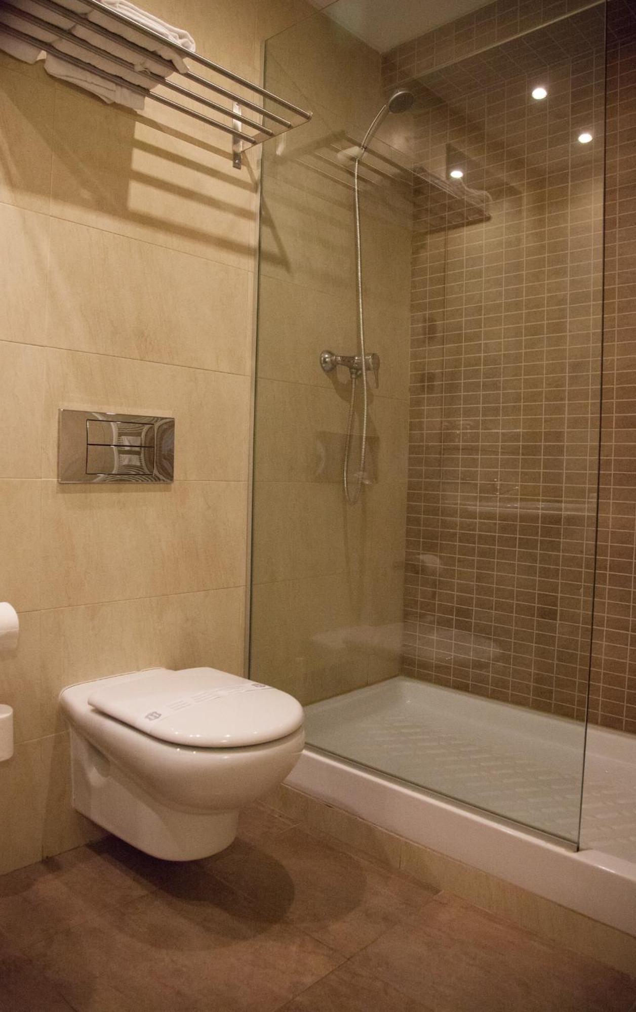 אלססואה Hotel Izelai מראה חיצוני תמונה